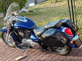 Suzuki C 800 VL 800 Intruder - 10