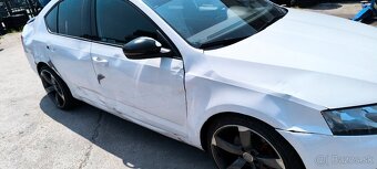 Skoda Octavia 3 po havarii - 10