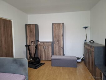 Novinka:1.izbový byt po rekonštrukcii v Holíči-len u nás - 10