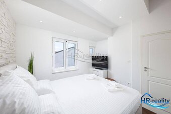 Krásny apartmán v Starej Novalji, 2 rada od mora - 10