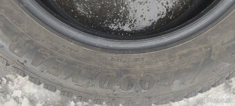 Zimné Goodyear Ultragrip 9 205/60/16 92H - 10