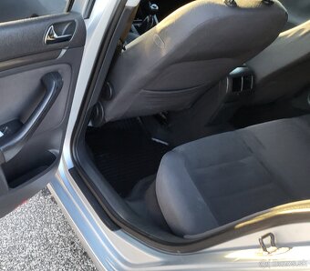 Predám Volkswagen Golf 5 1.9TDI 77KW 105Ps 5-st - 10