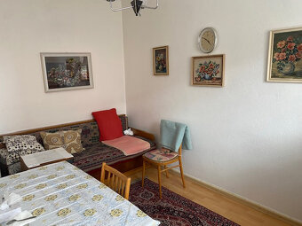 Rodinný dom na slnečnom pozemku – predajom voľný - 10