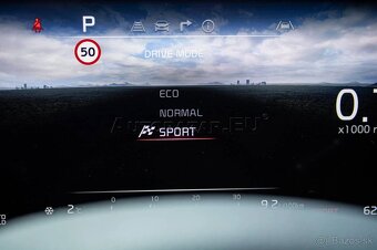 Kia Sportage Platinum 4x4 , 132kw autom.prevodovka 2022 - 10