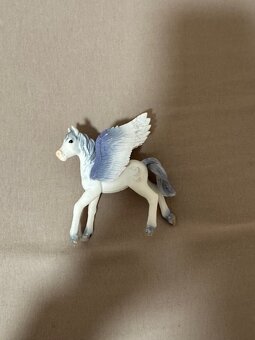 KONIKY( KUPTE SI NAS) - 10