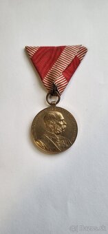 Vyznamenanie - 10