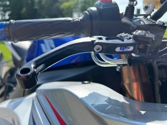 Suzuki GSXR 1000 K7-K8 - 10