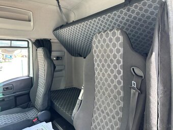 FORD ťahač 2018 VIN 242 - 10