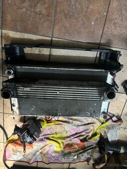 Rozpredám e61 530xd M57 automat - 10