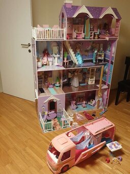 Drevený domček Barbie s obytným autom Barbie - 10