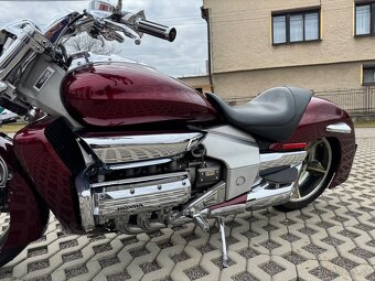 Honda Valkyrie Rune NRX 1800 - 10