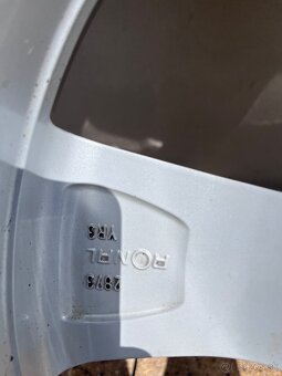 Skoda denom 7J R17 celá sada - 10