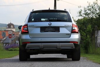 Škoda Octavia Combi SCOUT2.0 TDI DSG 4x4 - 10