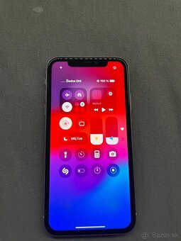 Predám iPhone 11 - 10