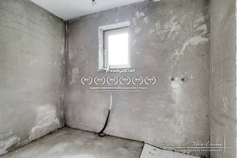 Novostavba 4-izbového rodinného domu v obci Slov.Nová Ves - 10