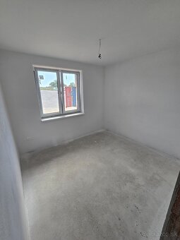 NA PREDAJ 4 IZBOVÝ DVOJDOM - 10