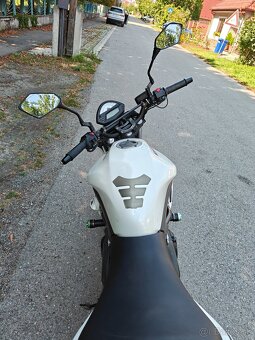 Kawasaki ER6N - 10