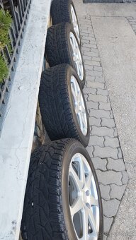 5x112 225/50 R17 zimne pneu - 10