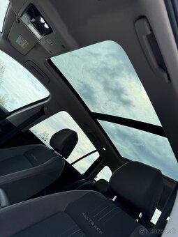 Volkwagen Golf Alltrack 2.0TDI 4MOTION DSG Matrix Pano - 10