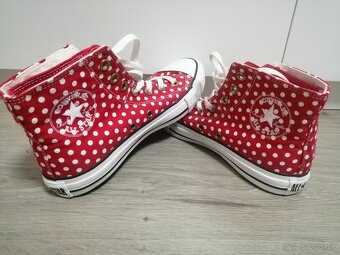 Converse  bodkované - 10