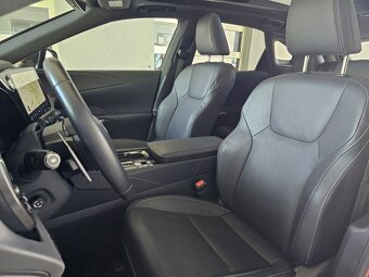 Lexus RX 450h+ Plug-in Hybrid 227 kW (309 PS) - 10