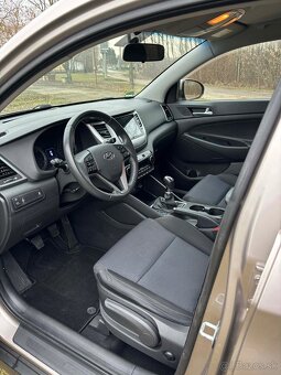 Hyundai Tucson 2.0 CRDI Premium 2WD - 10