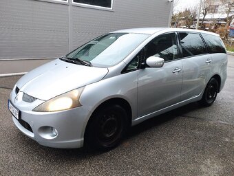 Mitsubishi grandis - 10