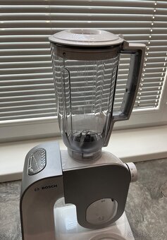 Bosch MUM 54240 Kuchynský robot plus príslušenstvo - 10