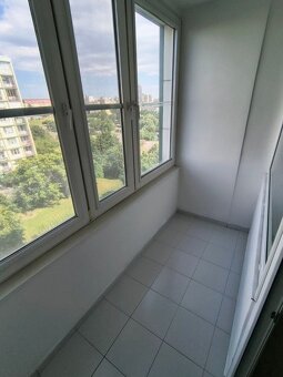 Na prenájom 2,5-izbový byt – Komárnická ul., Bratislava II – - 10