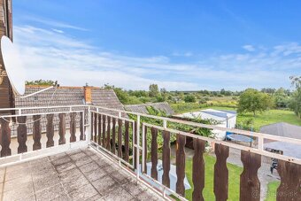 Ponúkame na predaj veľmi príjemný rodinný dom v Jakubove - 10