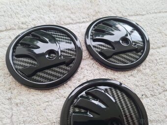 Čierne / karbónové znaky - logo na ŠKODA - 10