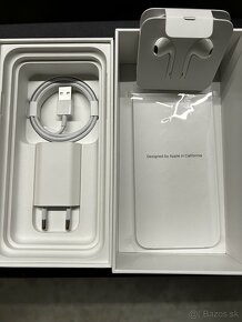 Apple iPhone 11 128GB + Smart Battery Case - 10