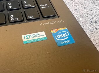 Medion Akoya / Celeron N2830 / 4GB RAM / 120GB SSD / 15.6" - 10