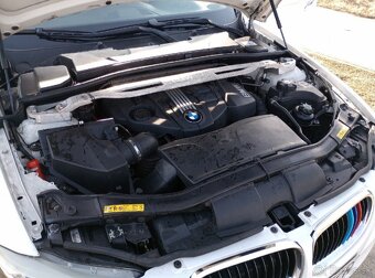 BMW E91 320d 4x4 130kw - 10