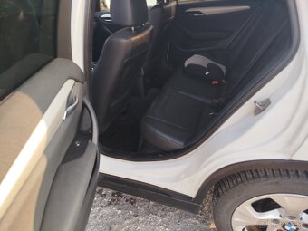 BMW X1 20d xDrive 4x4 130kw manuál 6st - 10