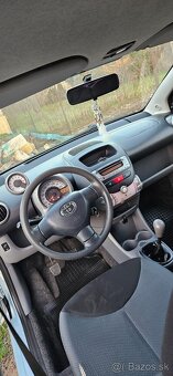 Toyota aygo - 10