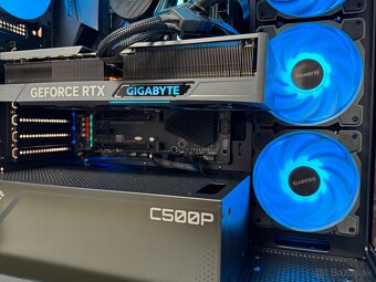 Ryzen 7 5800X3D\32GB\RTX 4070Ti\SSD\1000W Zdroj - 10