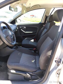Na predaj: SEAT Ibiza 1.2 benzín, r.v. 2008 – spoľahlivý hat - 10