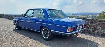 Mercedes W 114 - 10