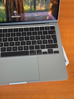 Apple MacBook Air 13 M4 16GB - 3 cykly, rok záruka - 10