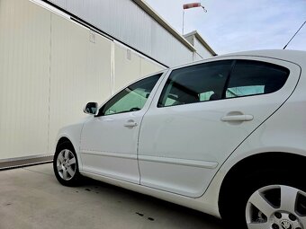 Octavia Elegance 1.9 TDI 77KW - 10