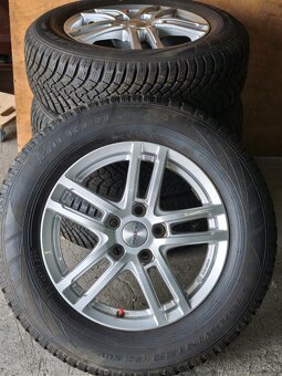 Alu disky 5x114,3 r16 zimné pneumatiky 215/65 r16 Falken 8mm - 10