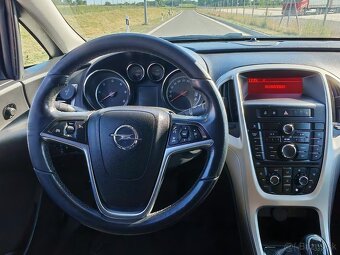 Opel Astra J 1.7 CDTI - 10