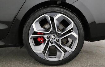 2022 Škoda Octavia RS 2.0 TSI Black Edition - SR pôvod - 10