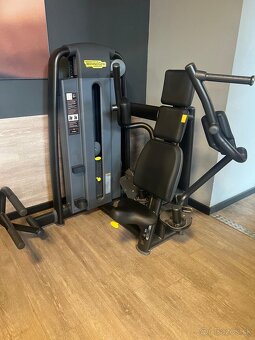 Technogym Selection 2 - 15 strojů - 10