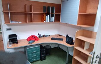 Ponúkam kvalitný a zachovalý kancelársky nábytok - dohodou - 10
