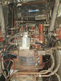 Locust 750 - 10