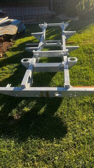 Predám Land Rover Defender TD5 110 - 10