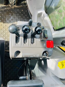 Kolesový nakladač Volvo L60H - 10