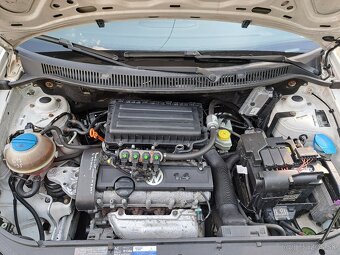 Volkswagen Polo - 10